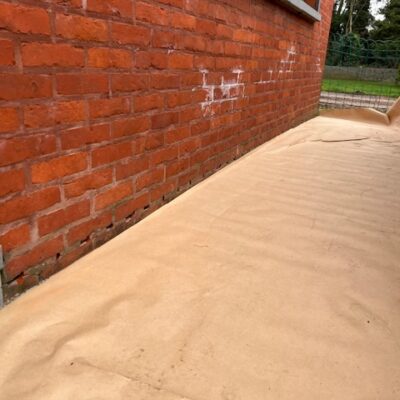 Injecteren tegen optrekkend vocht werf Meerhout Willems Gevelrenovatie7.jpg