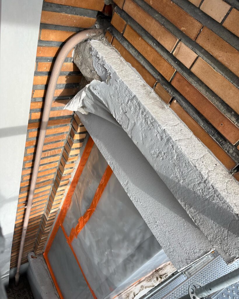 Plaatsen stellingen verwijderen bestaand Voegwerken straaltechnieken nieuw voegwerk betonrot herstellingen behandeling Hydrofuge schilderwerk werf Hasselt 5
