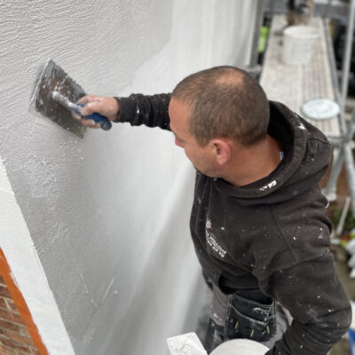 gevelbepleistering op isolatie Willems Gevelrenovatie 2